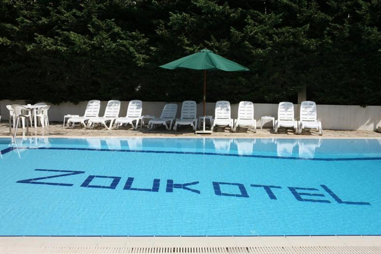 Zoukotel Hotel Jounieh Exterior foto